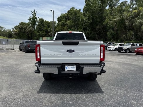 New 2025 Ford F350 XLT w/ FX4 Off-Road Package image 5