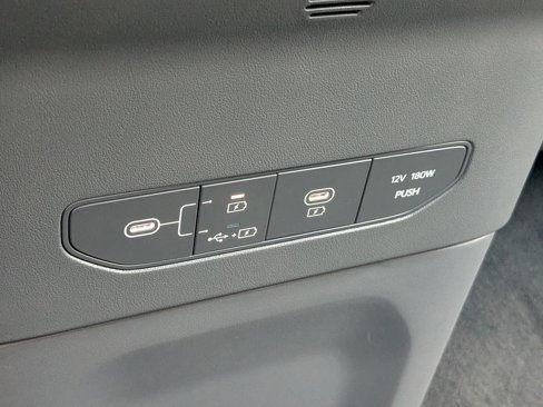 New 2026 Kia EV9 Land image 24