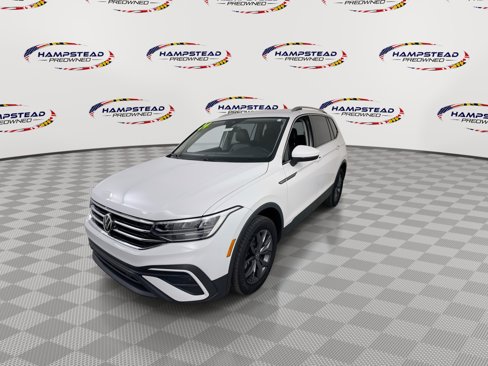 Used 2024 Volkswagen Tiguan Wolfsburg Edition image 4