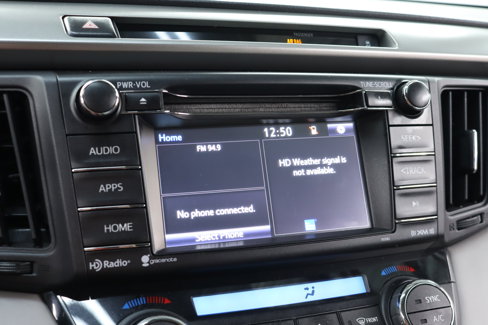 Used 2016 Toyota RAV4 XLE image 12