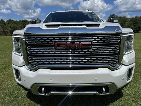 Used 2022 GMC Sierra 2500 Denali w/ Denali Ultimate Package image 2