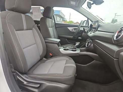 Used 2023 Chevrolet Blazer LT image 9