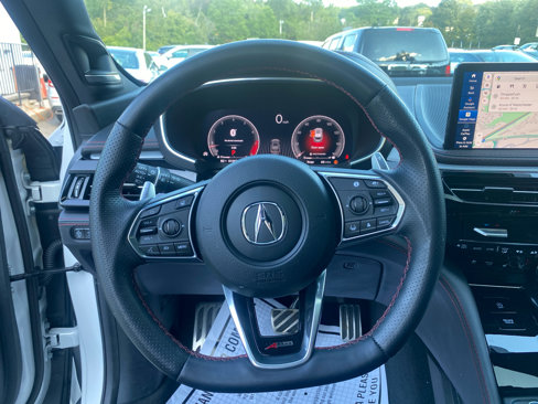 Used 2025 Acura MDX A-Spec image 25