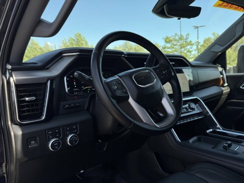 Used 2024 GMC Sierra 3500 Denali w/ Denali Reserve Package image 17