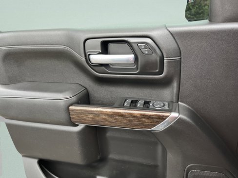Used 2021 GMC Sierra 1500 Elevation image 18