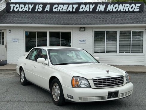 Used 2002 Cadillac De Ville Sedan w/ Comfort/Convenience Pkg image 1