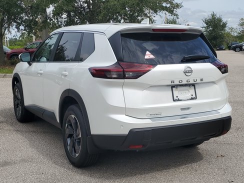 New 2026 Nissan Rogue SV image 4