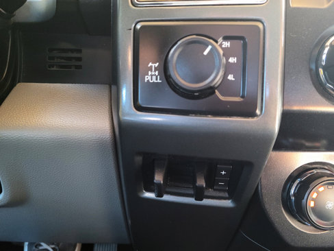 Used 2022 Ford F250 XLT w/ XLT Premium Package image 13