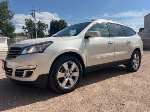 Used 2014 Chevrolet Traverse LTZ image 3