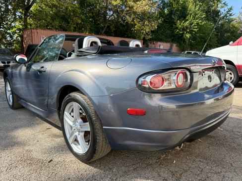 Used 2006 MAZDA MX-5 Miata Touring w/ Appearance Pkg image 7
