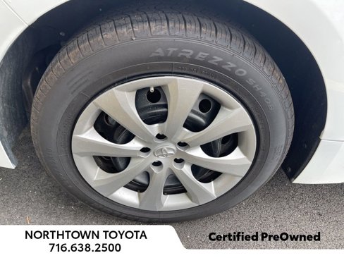 Used 2022 Toyota Corolla LE image 14