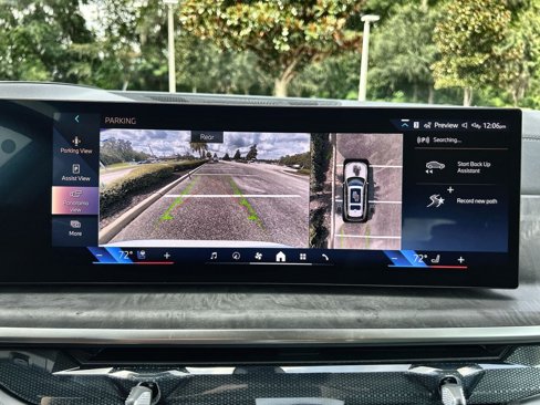 New 2026 BMW X7 xDrive40i w/ Premium Package image 21