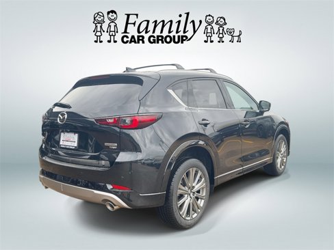 New 2025 MAZDA CX-5 Signature image 3