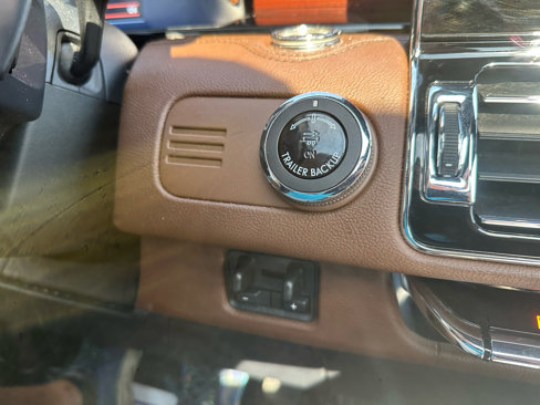Used 2024 Lincoln Navigator L Reserve image 24