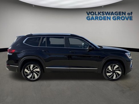 New 2025 Volkswagen Atlas SEL image 12