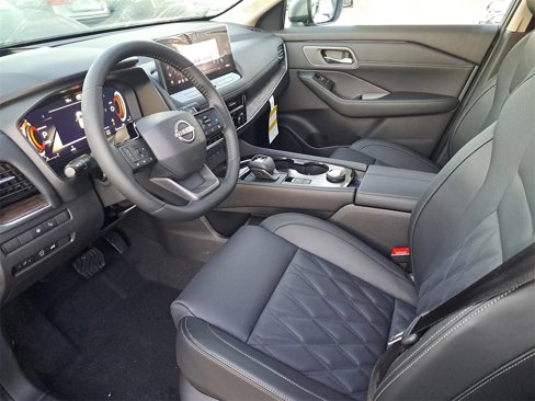 New 2026 Nissan Rogue Platinum image 7