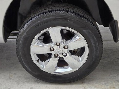 Used 2019 RAM 1500 Big Horn image 10