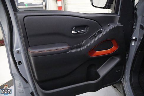 Used 2025 Nissan Frontier PRO-4X w/ Pro Premium Package image 13