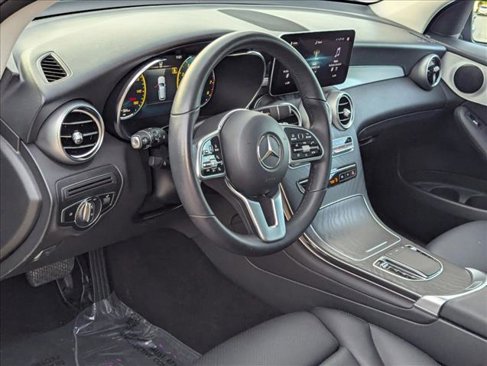 Used 2022 Mercedes-Benz GLC 300 image 9