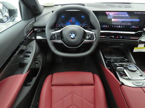 Used 2025 BMW 530i w/ Premium Package image 10