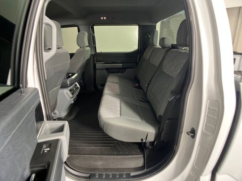 Used 2023 Ford F150 Lightning XLT image 35