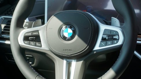 New 2026 BMW X7 M60i w/ Executive Package image 18