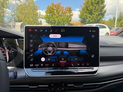 New 2025 Volkswagen GTI SE image 18