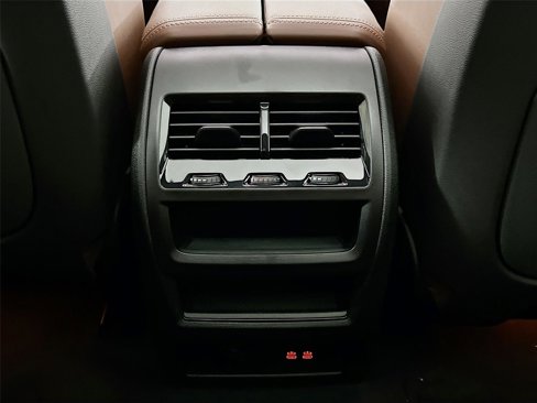 New 2026 BMW X5 xDrive40i w/ M Sport Package image 27