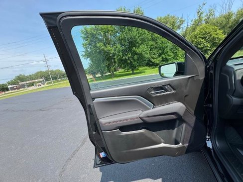 New 2026 Chevrolet Colorado Z71 w/ Technology Package image 14