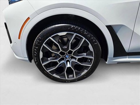 New 2026 BMW X7 M60i w/ Executive Package image 10