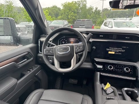 New 2025 GMC Sierra 2500 Denali w/ Denali Reserve Package image 14