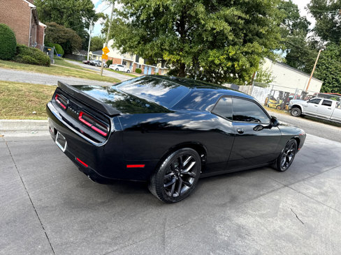 Used 2019 Dodge Challenger R/T w/ Blacktop Package image 4