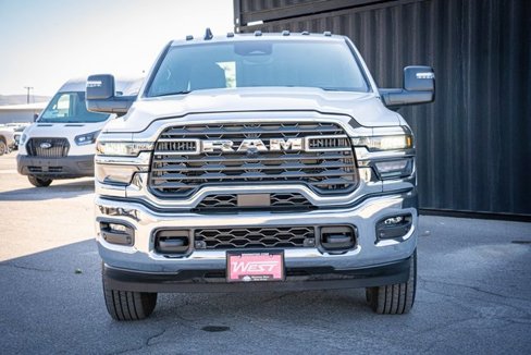 New 2025 RAM 2500 Big Horn image 3