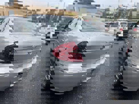 Used 2009 Buick LaCrosse CX image 6