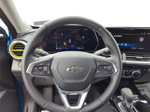 Used 2025 Chevrolet Trax ACTIV w/ Driver Confidence Package image 20
