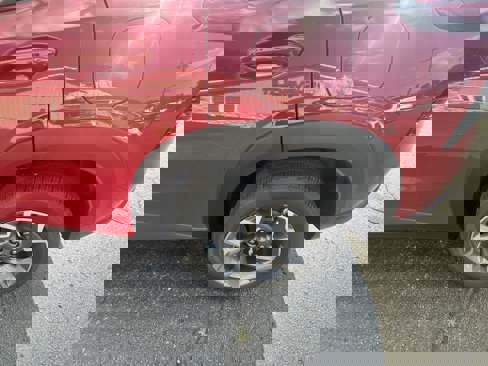 New 2026 Chevrolet Trax LT w/ Sunroof Package image 32
