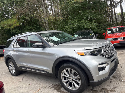 Used 2021 Ford Explorer Limited w/ Equipment Group 301A image 3