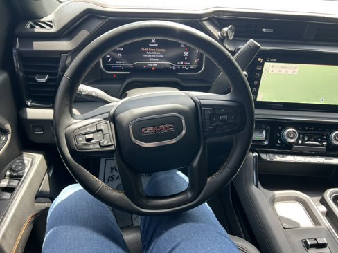 Used 2024 GMC Sierra 2500 AT4 w/ AT4 Preferred Package image 25