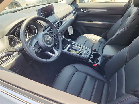 New 2025 MAZDA CX-5 Carbon Edition image 2