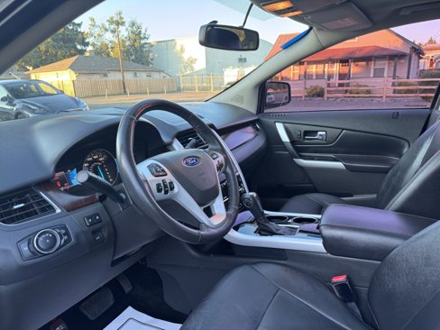 Used 2012 Ford Edge Limited image 16