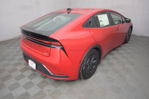 New 2026 Toyota Prius LE image 5