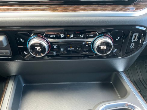 New 2026 GMC Sierra 1500 Elevation w/ Preferred Package image 8