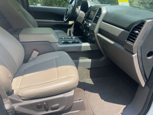 Used 2021 Ford Expedition XLT image 20