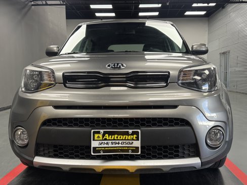 Used 2017 Kia Soul + image 8