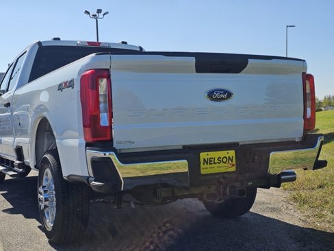 New 2026 Ford F350 4x4 Crew Cab Super Duty image 3