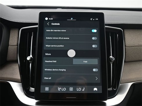 New 2026 Volvo XC90 B6 Plus w/ Protection Package Premier image 19
