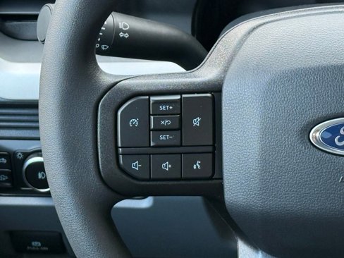 New 2026 Ford F350 XLT image 30