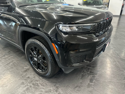 Used 2024 Jeep Grand Cherokee L Laredo image 10