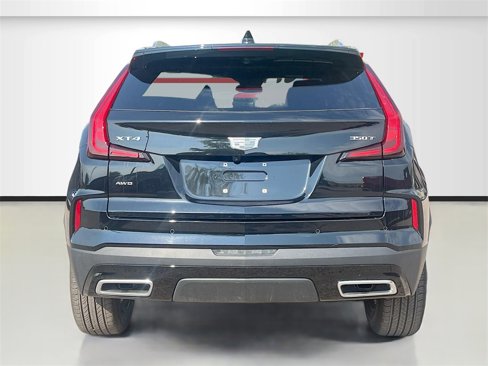 Used 2024 Cadillac XT4 Premium Luxury w/ Cold Weather Package image 6