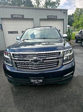 Used 2019 Chevrolet Suburban Premier image 4